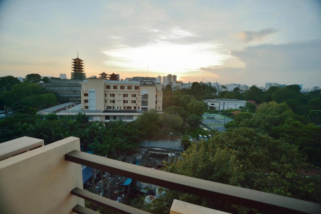 Pandora Saigon Hotel Ho-Chi-Minh-Stadt Exterior foto